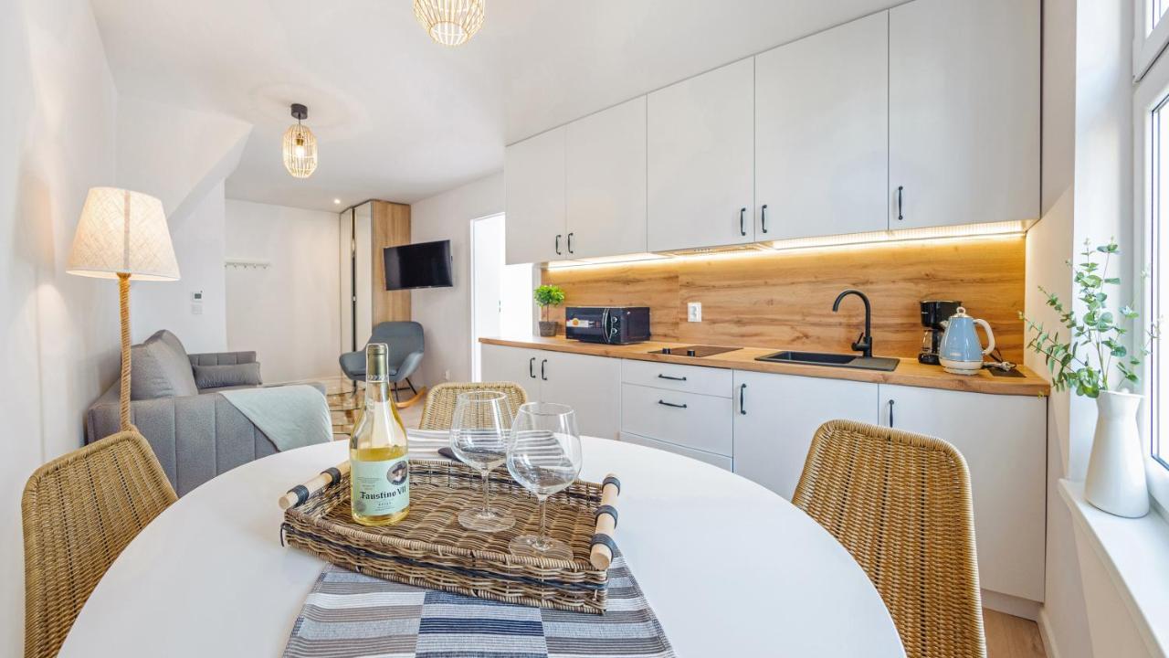 Apartamenty Sun & Snow Ustka Centrum - Centrum, Blisko Plazy Exterior foto